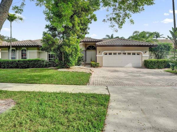 10255 GUATEMALA Street, Cooper City, FL 33026