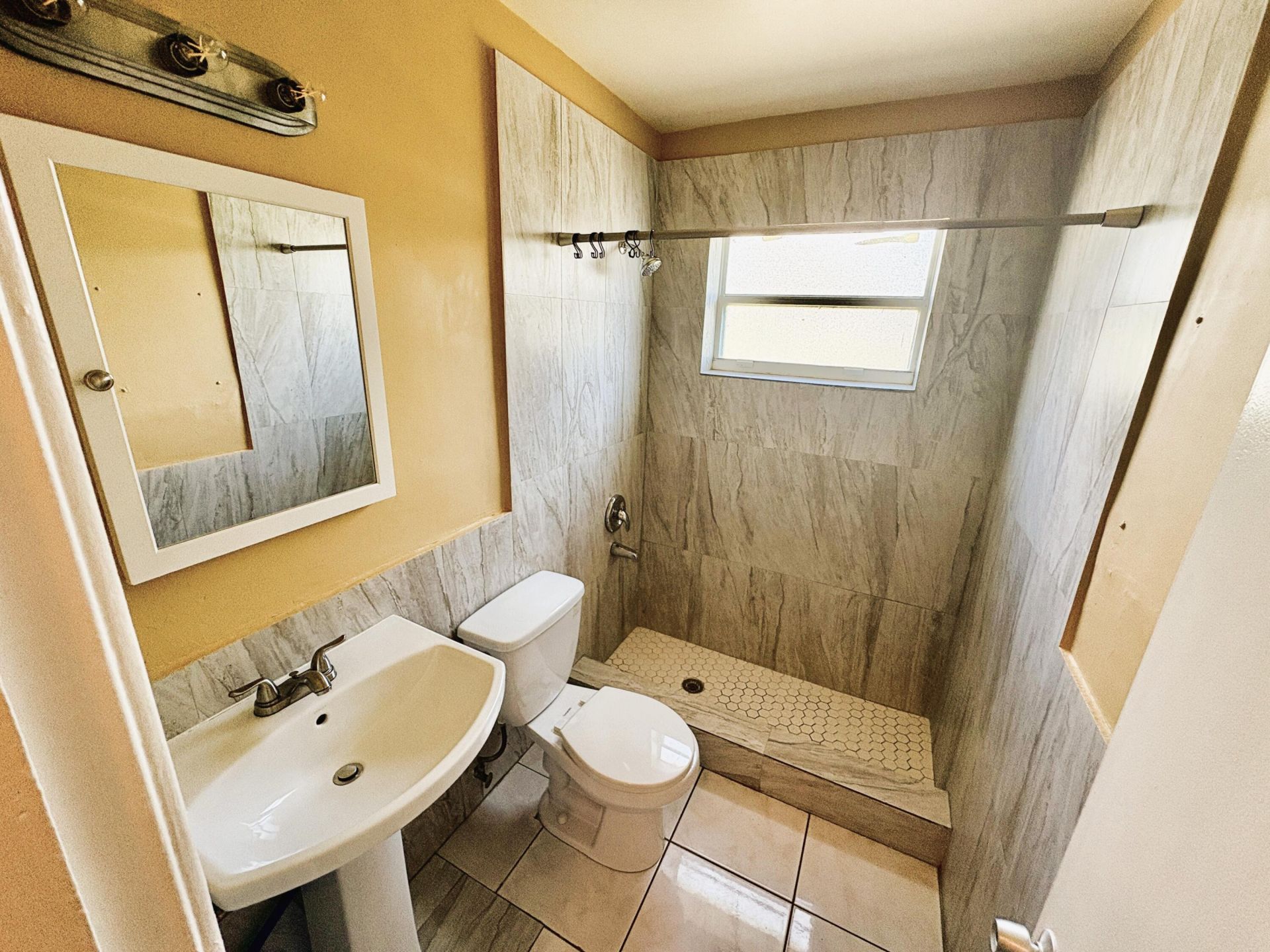 1685 NW 60th Avenue, Unit B, Sunrise, FL 33313 Photo
