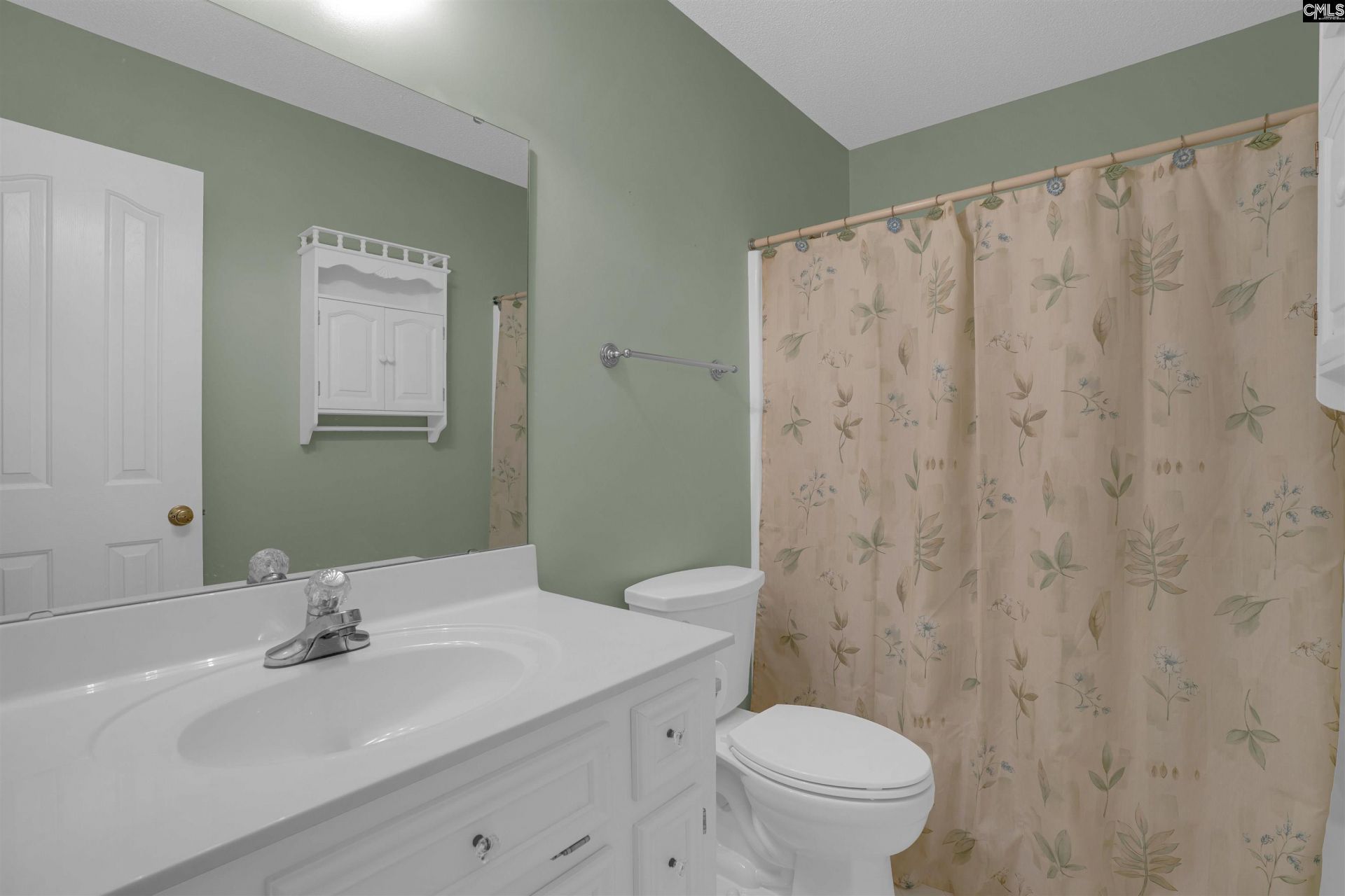 348 Blossom View Court  Photo 33