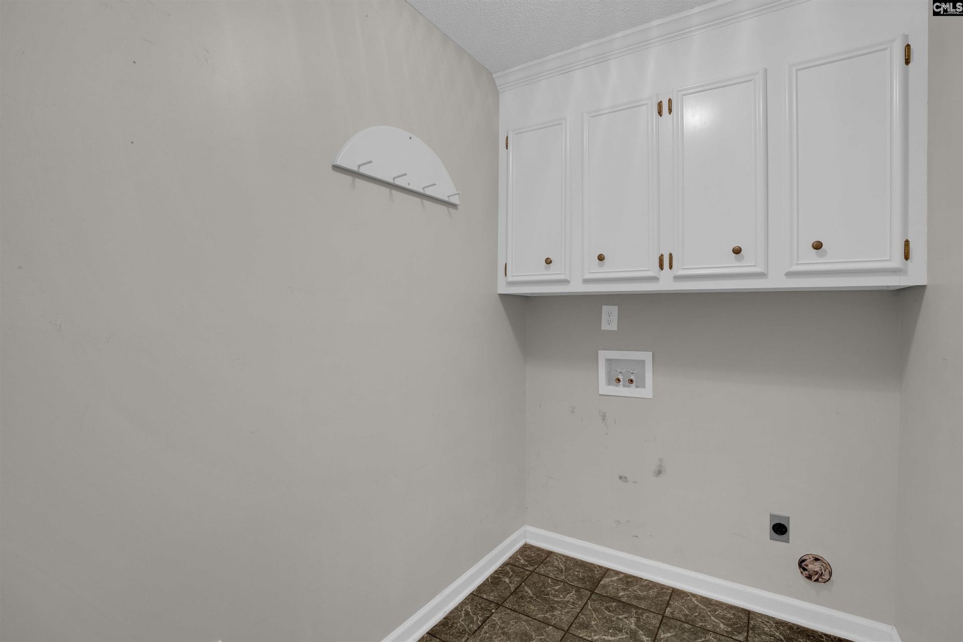 348 Blossom View Court  Photo 38