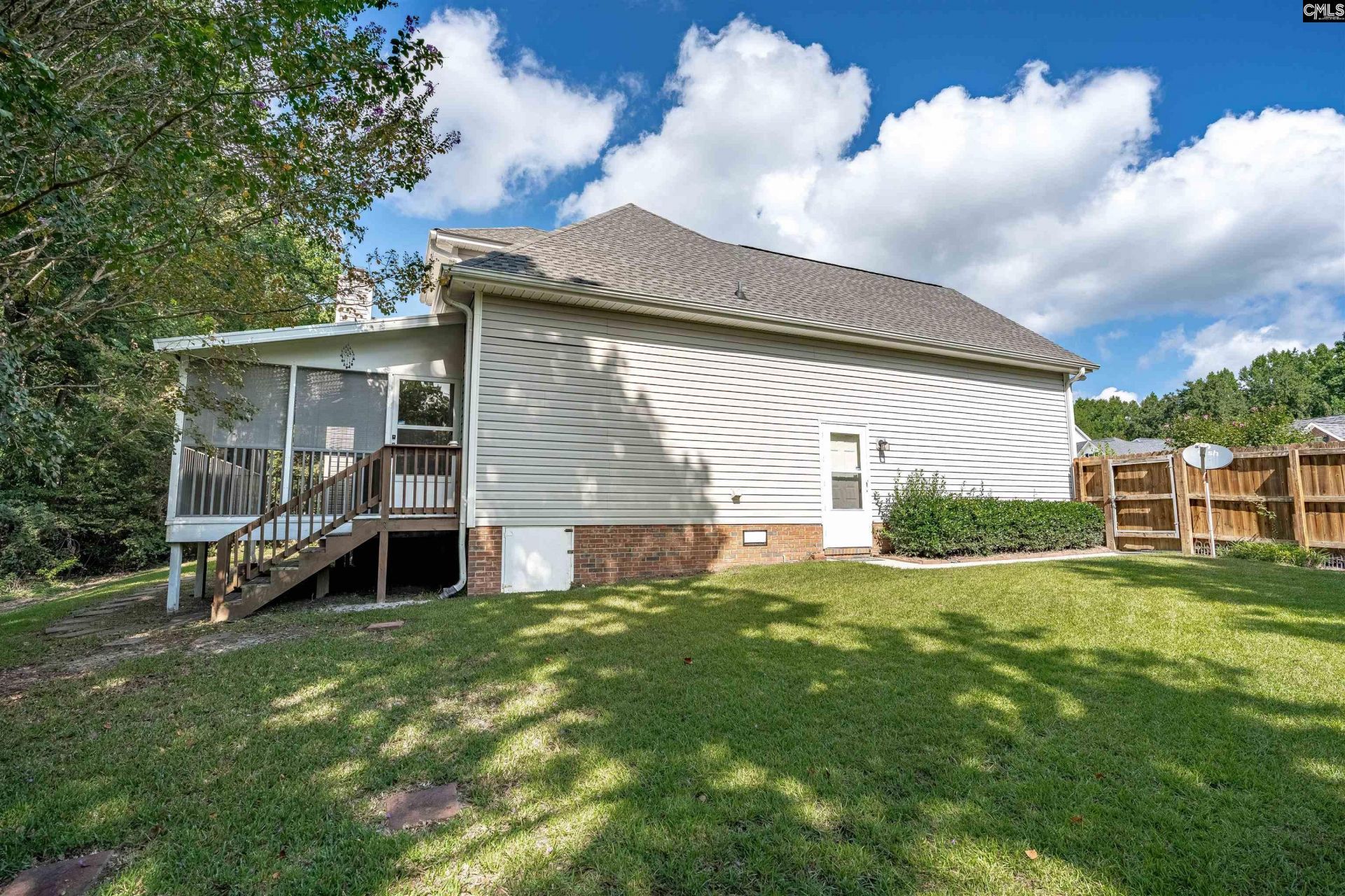 348 Blossom View Court  Photo 44