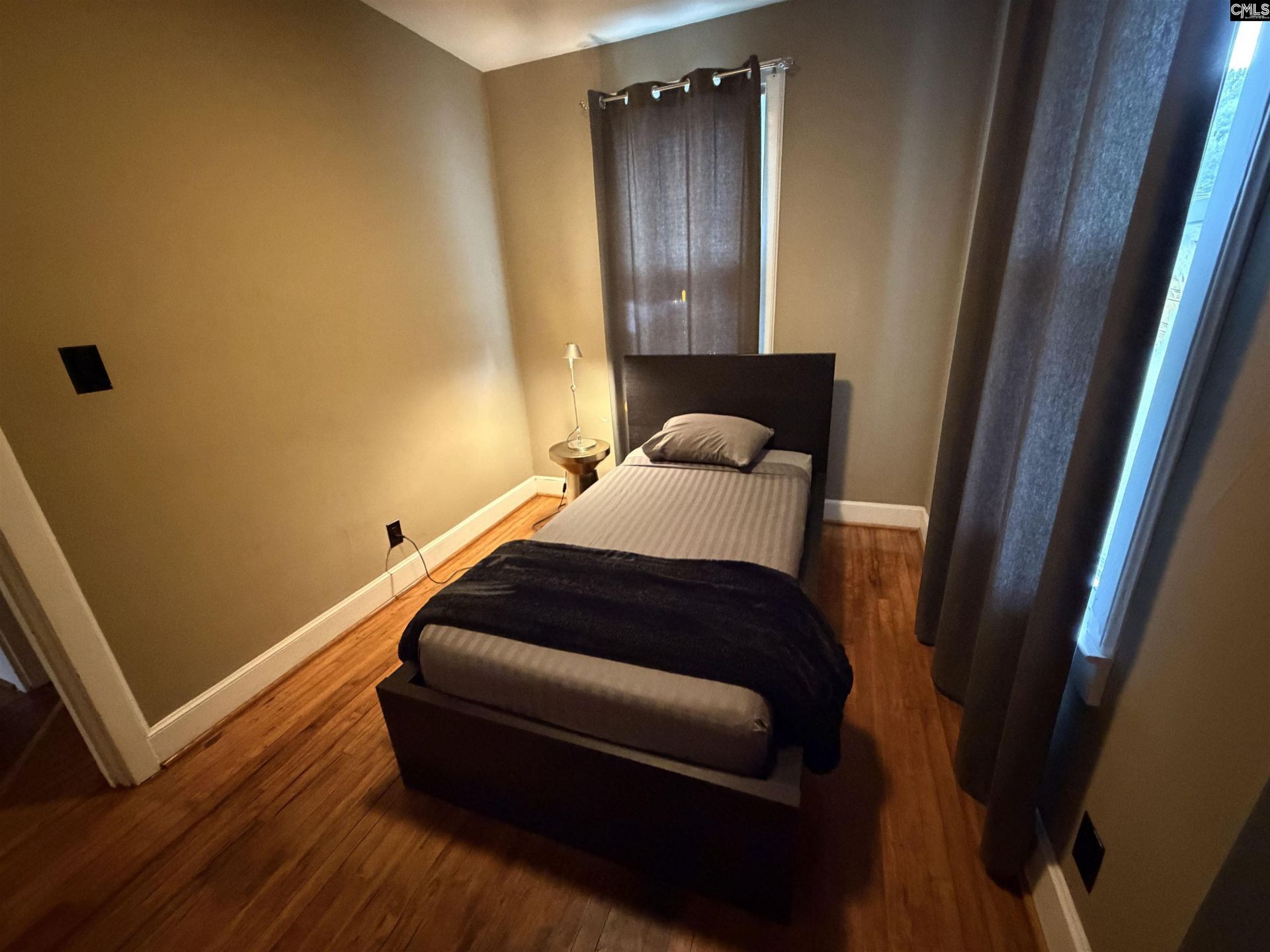49 Kingsgate Drive  Photo 9