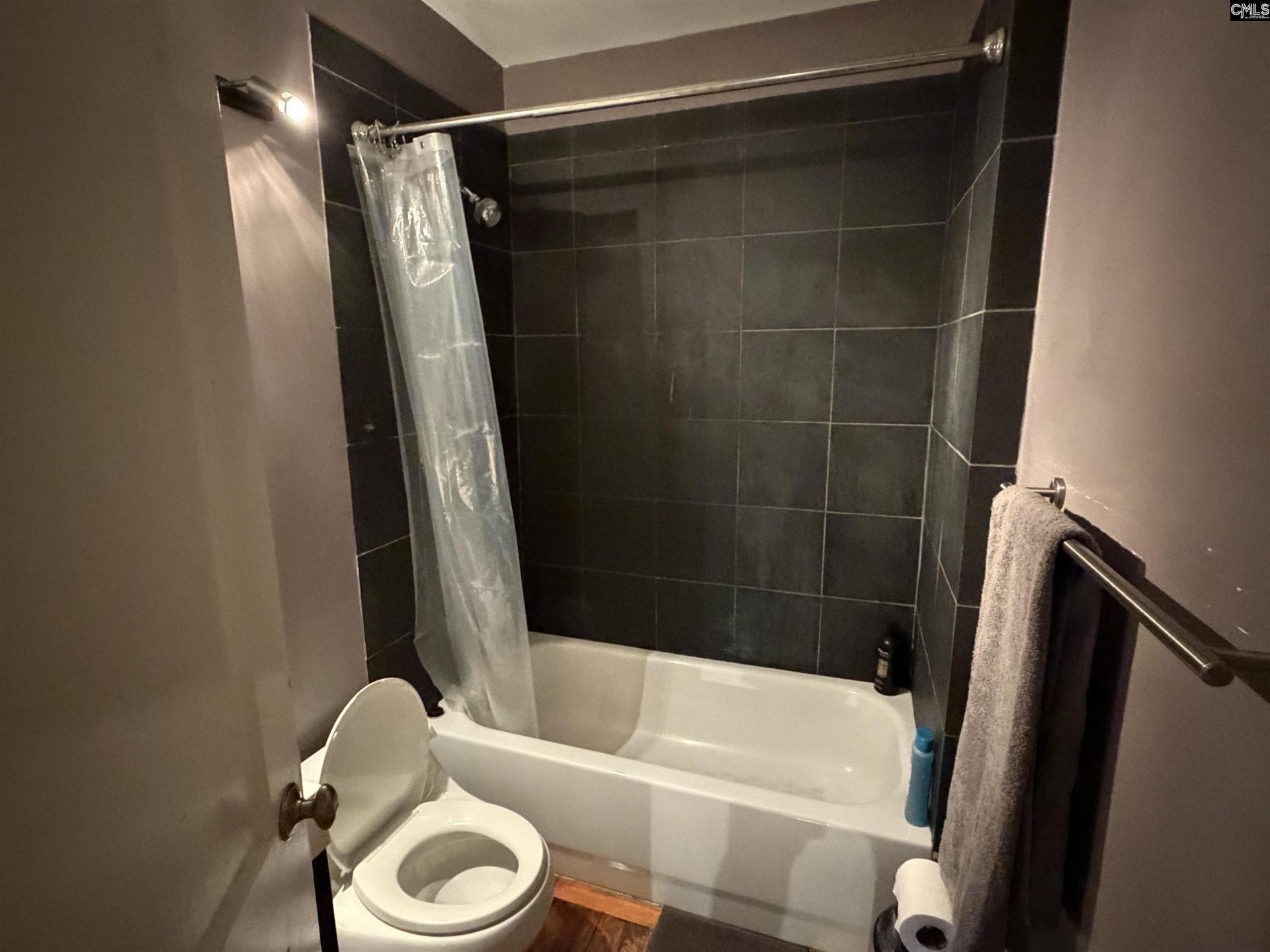 49 Kingsgate Drive  Photo 10
