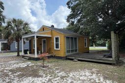 49 Kingsgate Drive  photo 4
