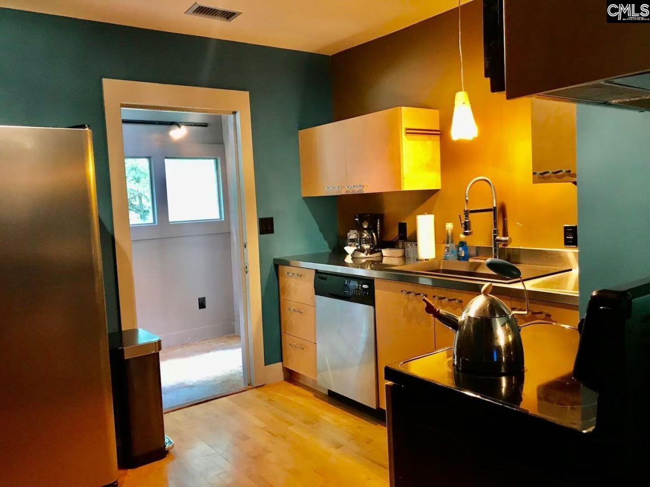 41 Kingsgate Drive  Photo 4