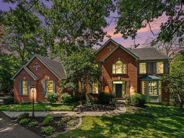 579 Ridgestone Drive, Cincinnati, OH 45255