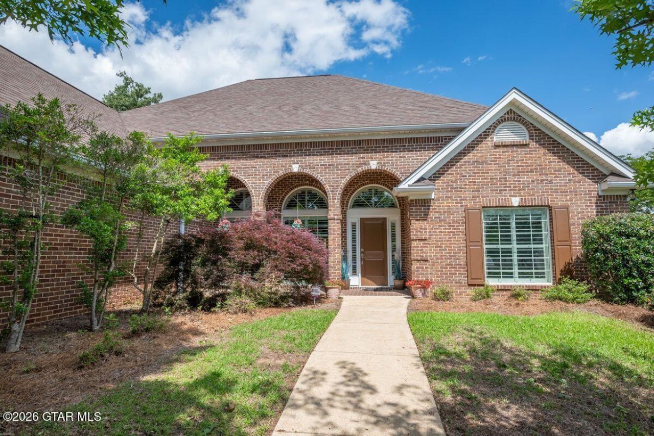 100 Autumn Woods, Starkville, MS 39759 Main Photo