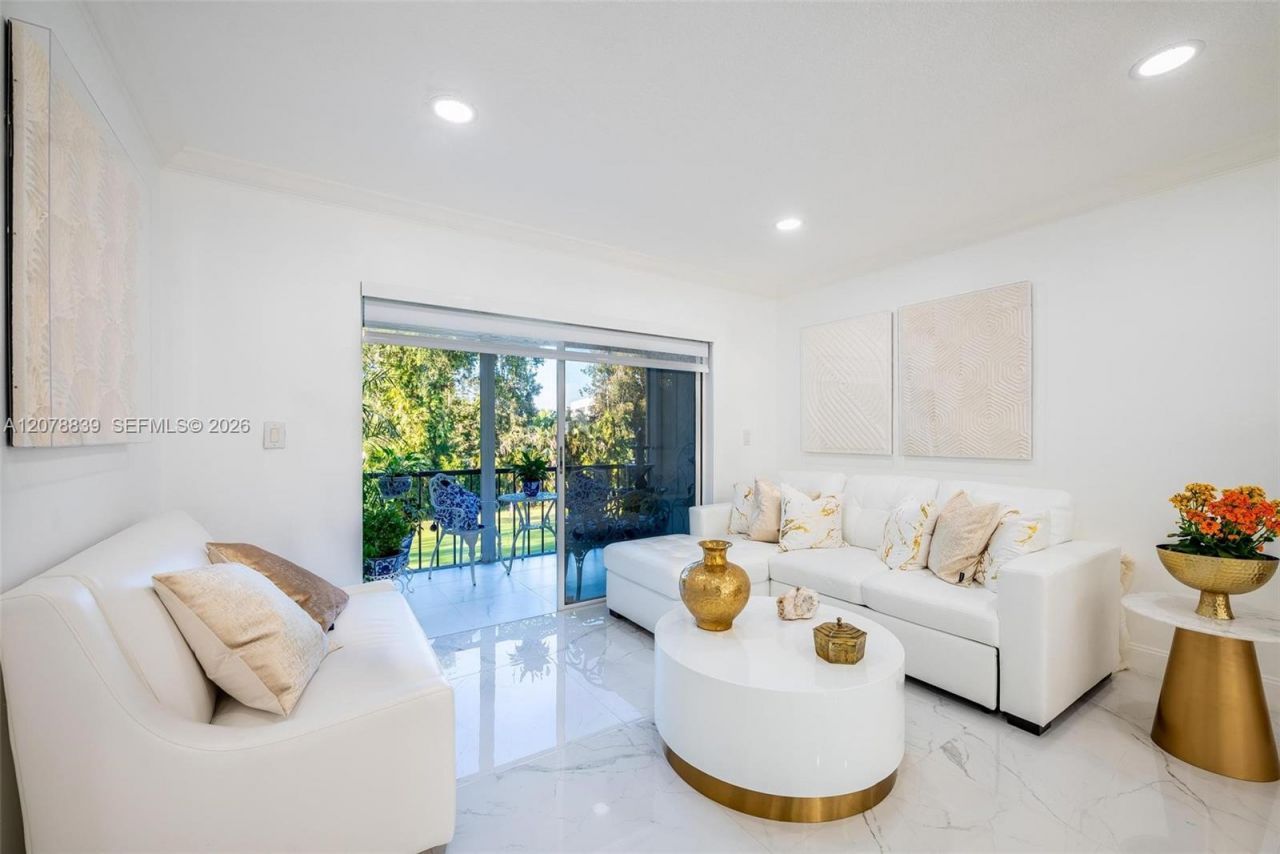 300 S Hollybrook Dr , Unit 310, Pembroke Pines, FL 33025 Photo