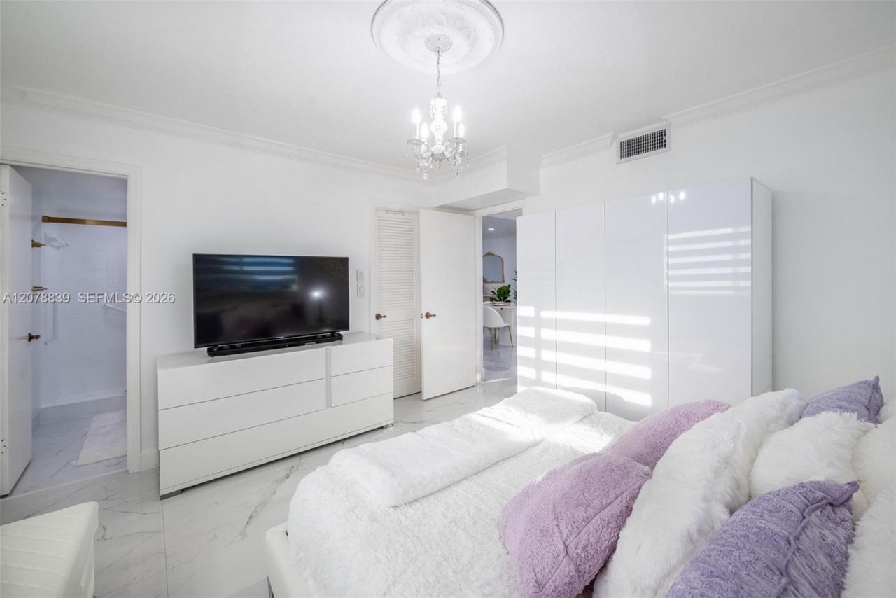 300 S Hollybrook Dr , Unit 310, Pembroke Pines, FL 33025 Photo