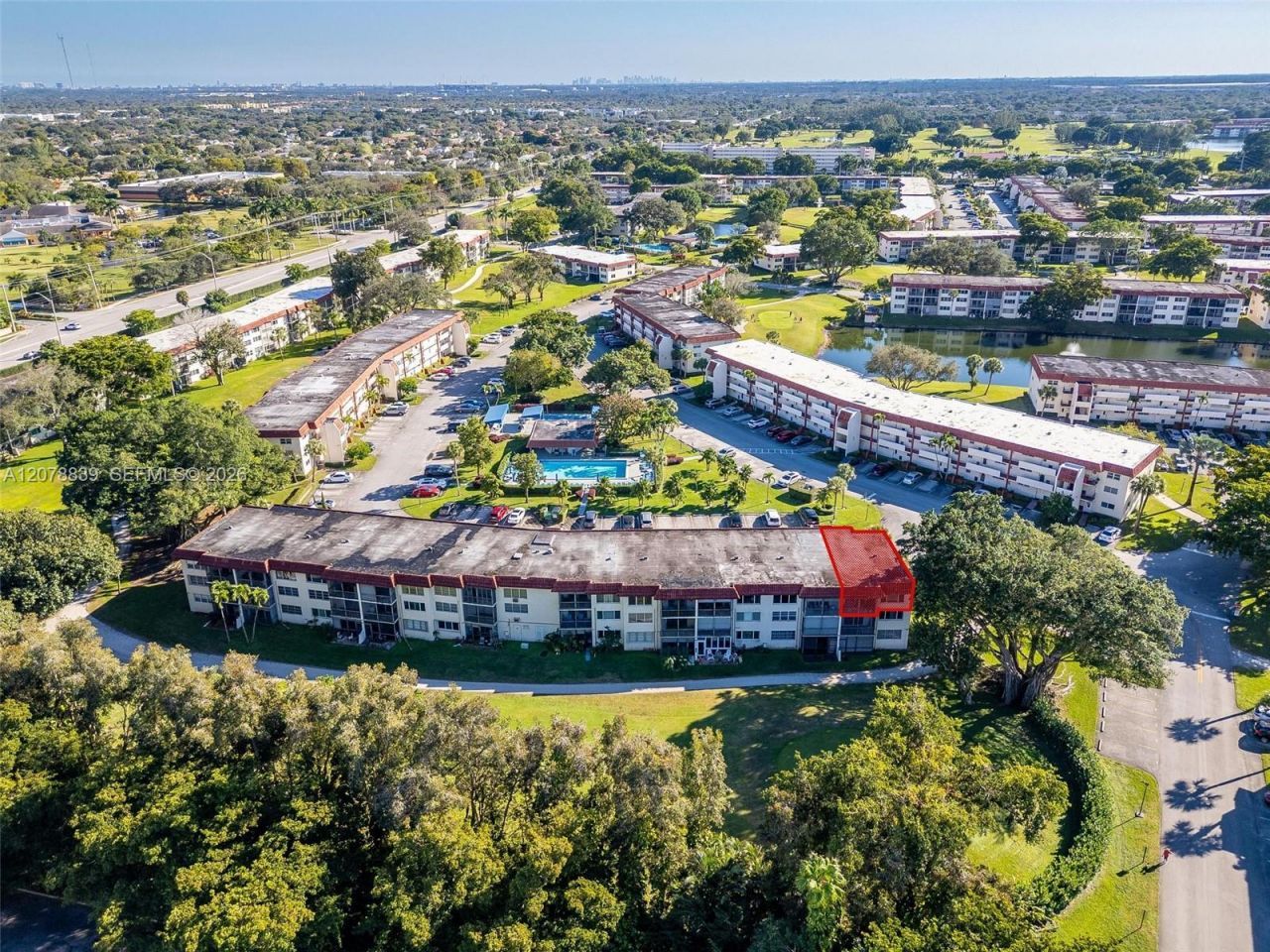 300 S Hollybrook Dr , Unit 310, Pembroke Pines, FL 33025 Photo
