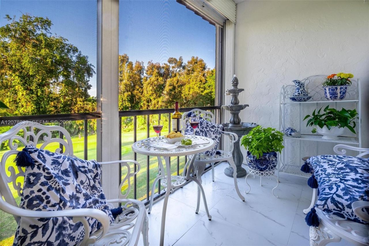 300 S Hollybrook Dr , Unit 310, Pembroke Pines, FL 33025 Photo