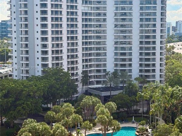 3300 NE 192nd St , Unit 702, Aventura, FL 33180