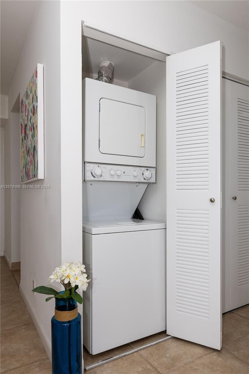 3300 NE 192nd St , Unit 702, Aventura, FL 33180 Photo