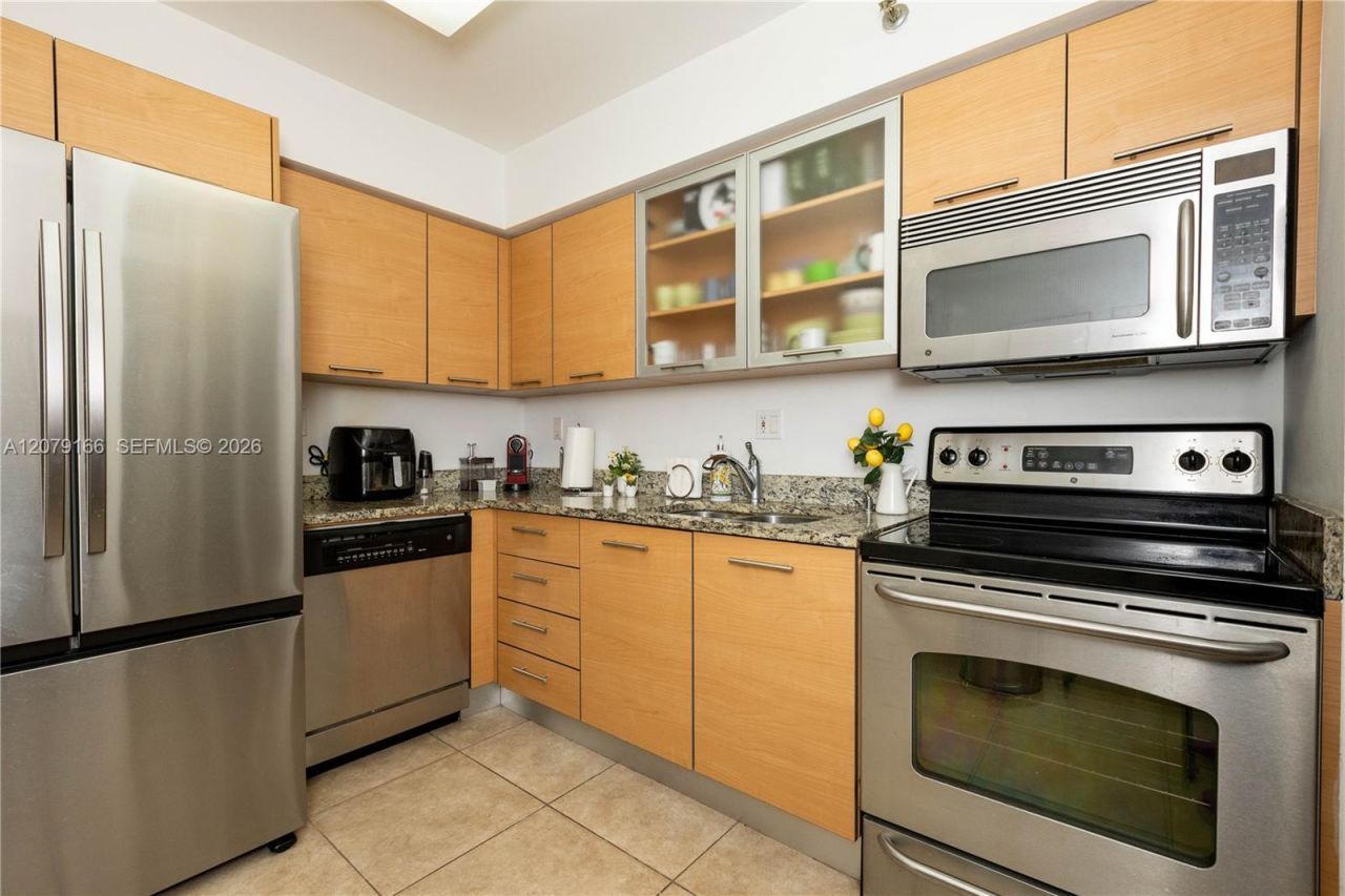 3300 NE 192nd St , Unit 702, Aventura, FL 33180 Photo