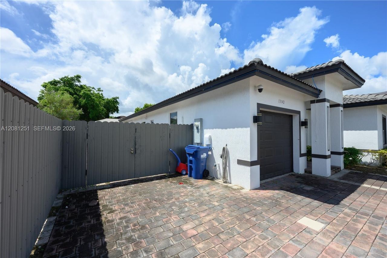 13142 SW 255th Ter, Homestead, FL 33032 Photo
