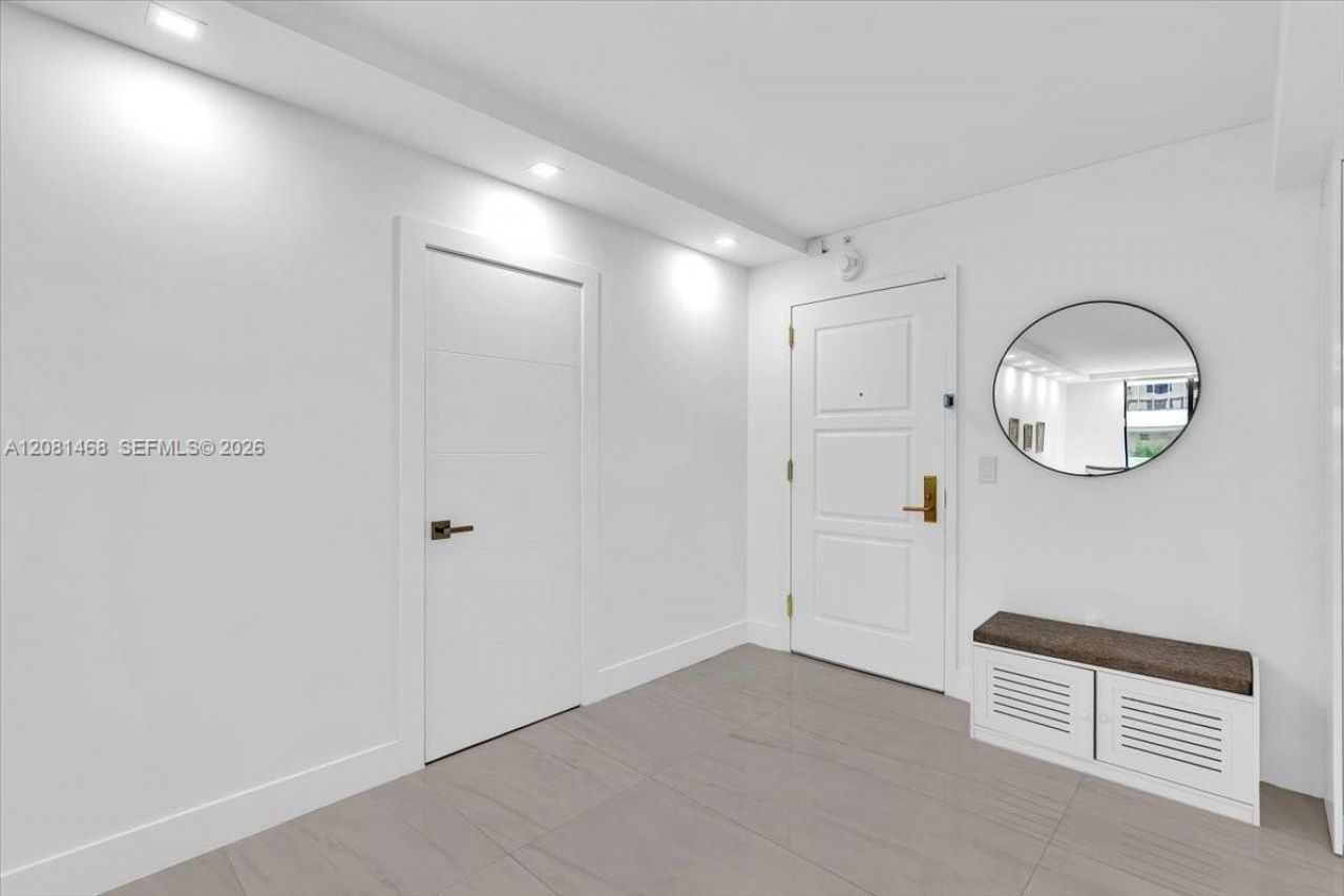 9801 Collins Ave , Unit 5U, Bal Harbour, FL 33154 Photo