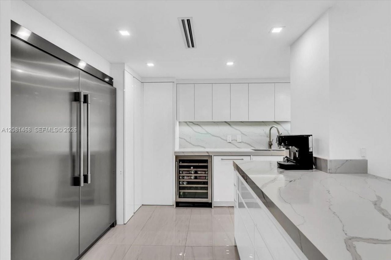 9801 Collins Ave , Unit 5U, Bal Harbour, FL 33154 Photo