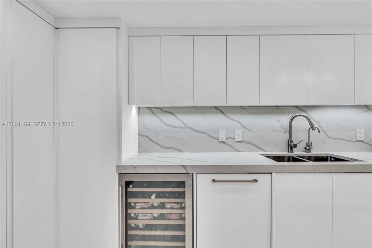 9801 Collins Ave , Unit 5U, Bal Harbour, FL 33154 Photo