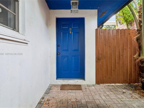 2928 Louise St, Unit B, Miami, FL 33133