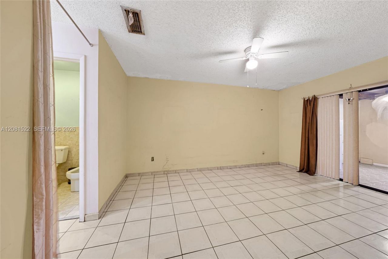 12611 SW 9th Ter, Unit B, Miami, FL 33184 Photo
