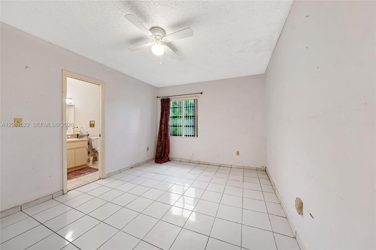 12611 SW 9th Ter, Unit B, Miami, FL 33184 Photo