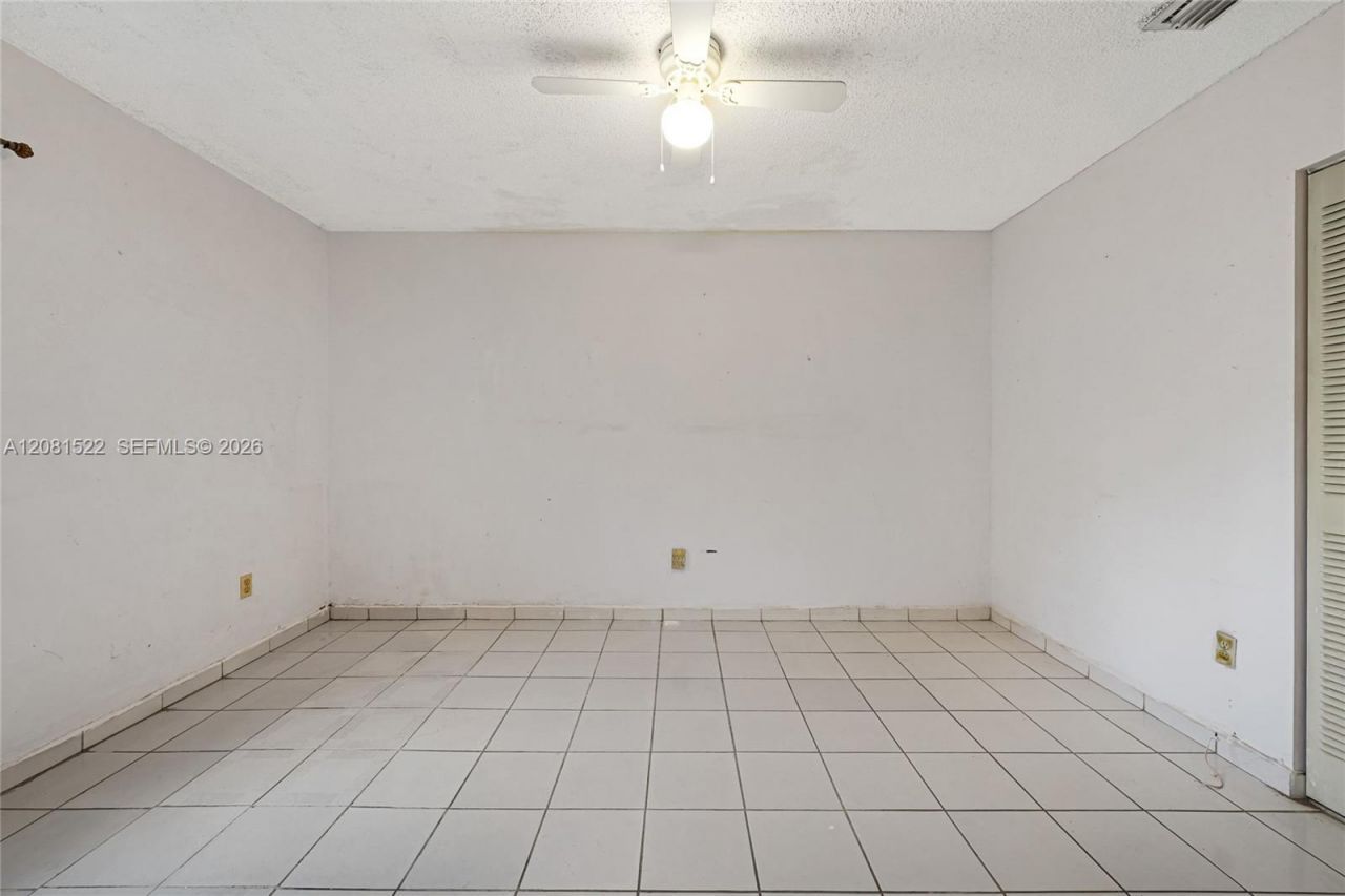 12611 SW 9th Ter, Unit B, Miami, FL 33184 Photo