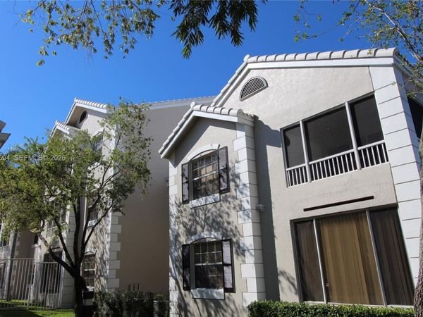 2880 N Oakland Forest Dr , Unit 212, Oakland Park, FL 33309