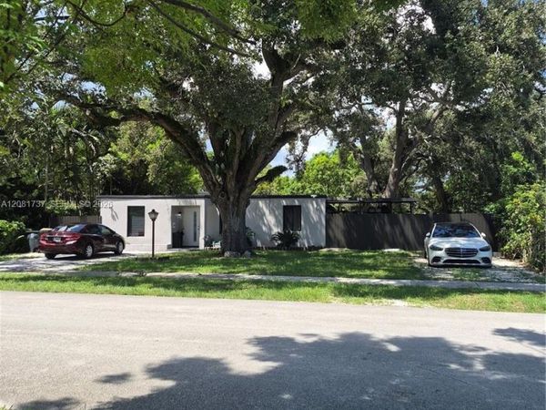 1535 NE 139 St, North Miami, FL 33161