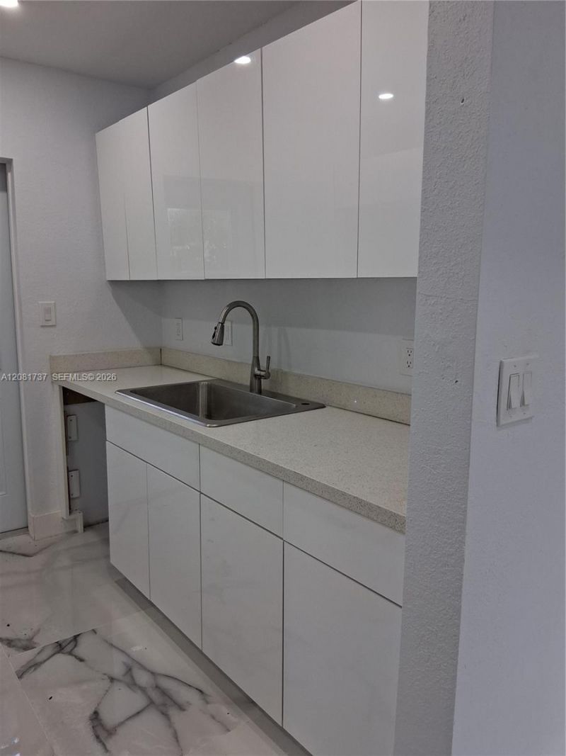1535 NE 139 St, North Miami, FL 33161 Photo