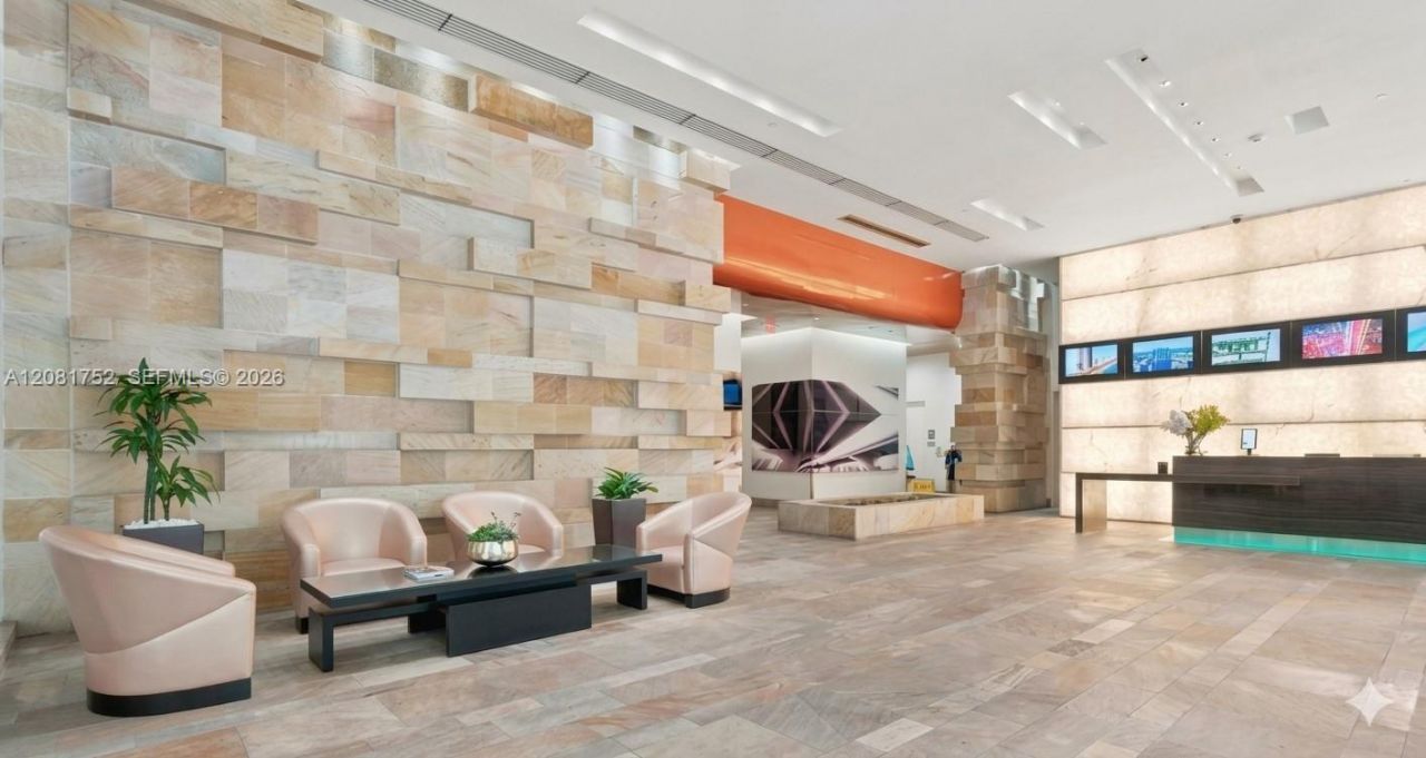 500 Brickell Ave , Unit 1806, Miami, FL 33131 Photo