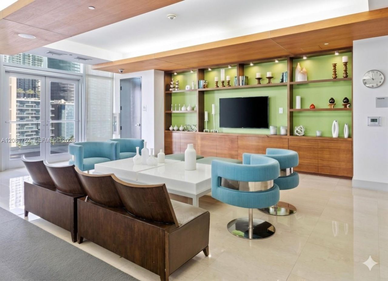 500 Brickell Ave , Unit 1806, Miami, FL 33131 Photo