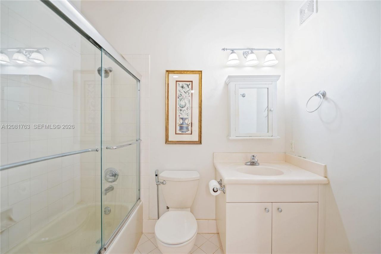 1634 Passion Vine Cir, Unit 31-2, Weston, FL 33326 Photo