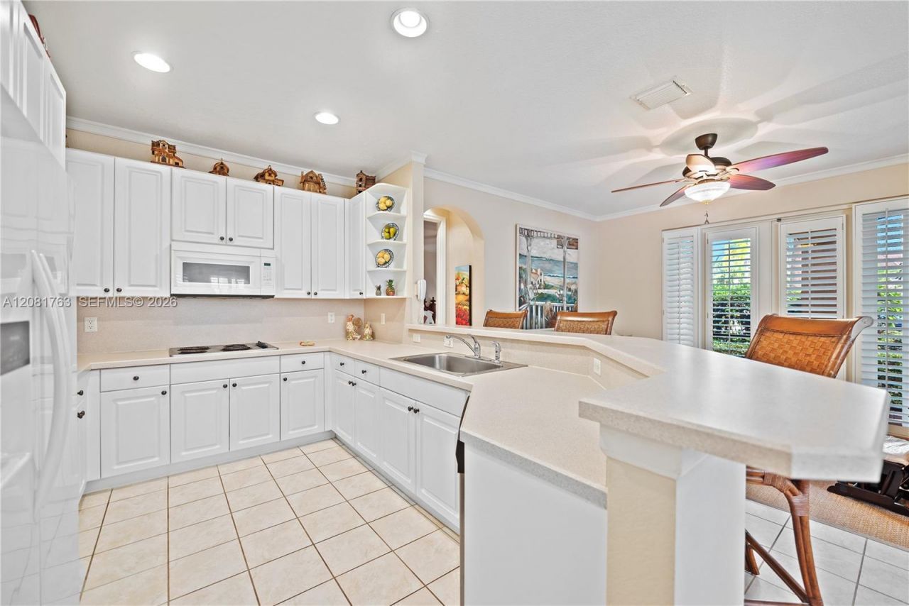 1634 Passion Vine Cir, Unit 31-2, Weston, FL 33326 Photo