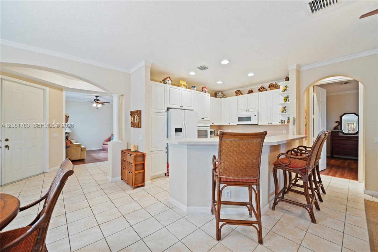 1634 Passion Vine Cir, Unit 31-2, Weston, FL 33326 Photo