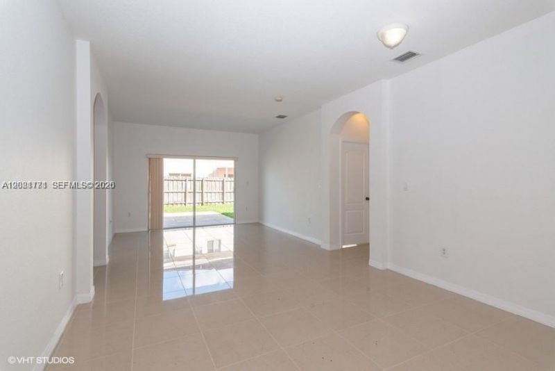 22527 SW 102nd Path, Cutler Bay, FL 33190 Photo