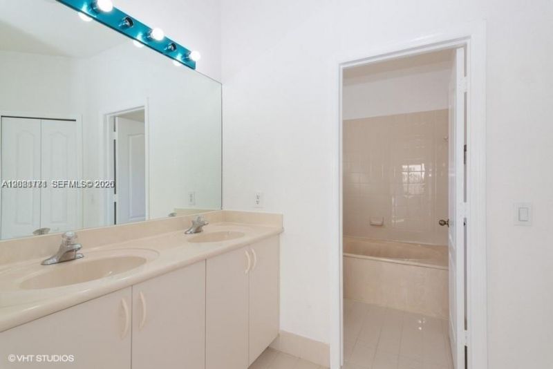 22527 SW 102nd Path, Cutler Bay, FL 33190 Photo