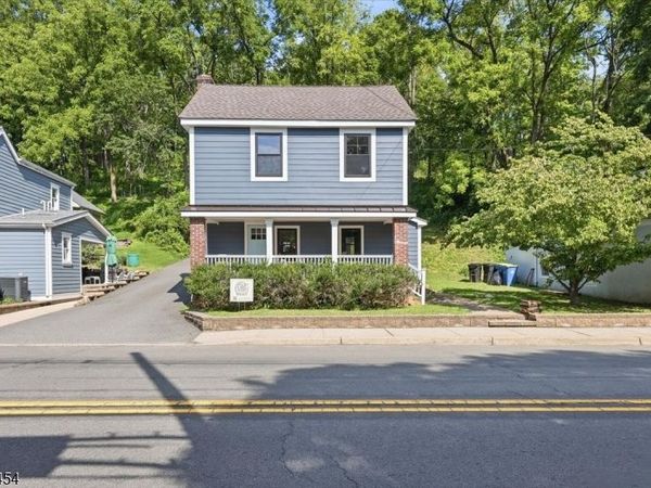 70 Main St, Peapack Gladstone, NJ 07977