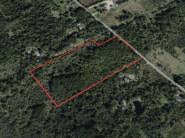 V/L Onondaga, Holt, MI 48842