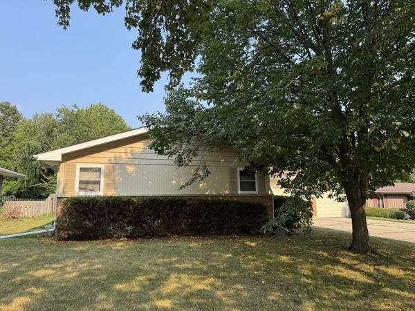 1616 Margaret Lane, DeKalb, IL 60115