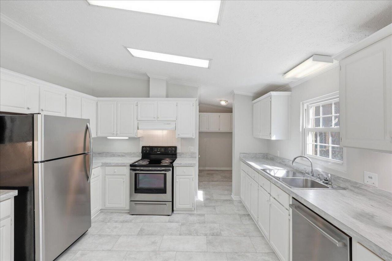 1301 Mill Creek Drive Photo 9