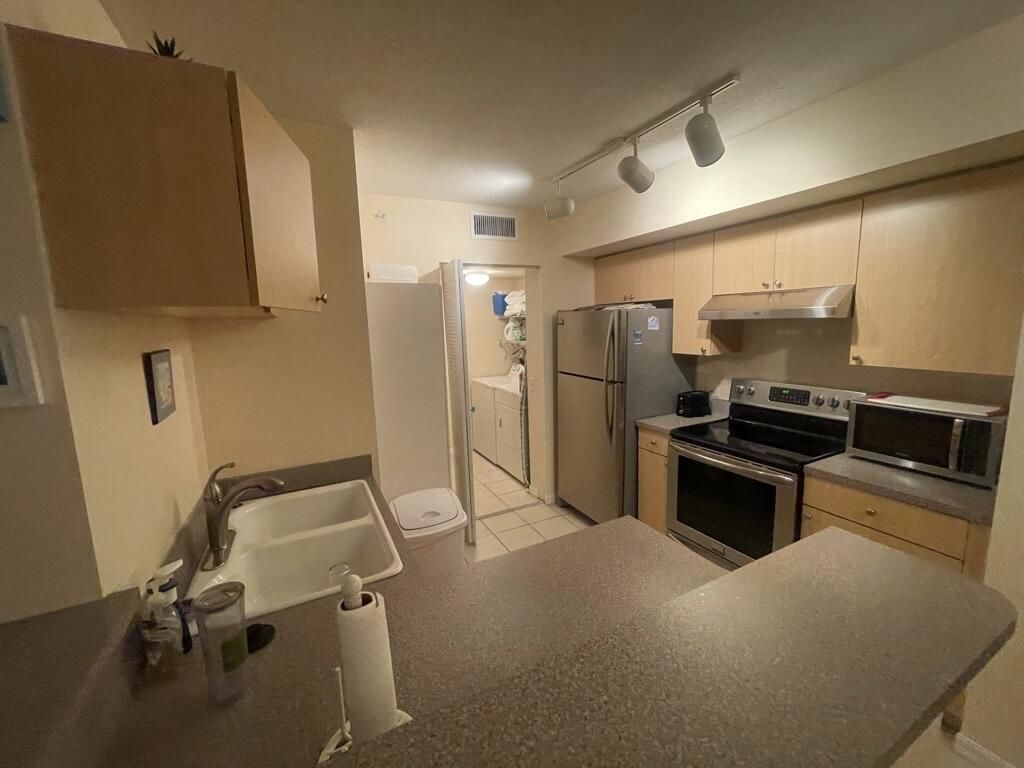 712 Villa Circle, Boynton Beach, FL 33435 Photo