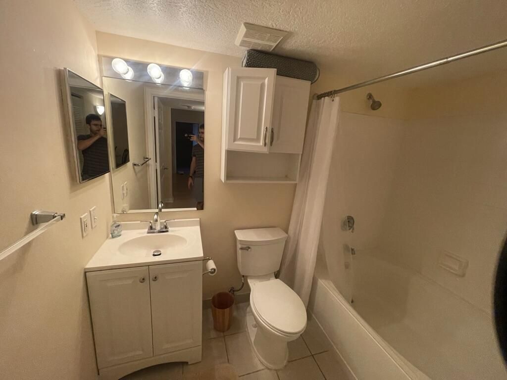712 Villa Circle, Boynton Beach, FL 33435 Photo