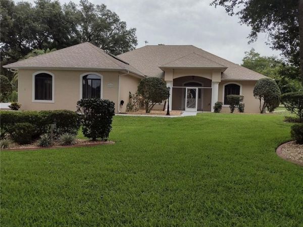 592 DOWLING CIRCLE , LADY LAKE, FL 32159