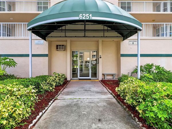 6251 SHORELINE DRIVE , Unit 2301, SEMINOLE, FL 33708