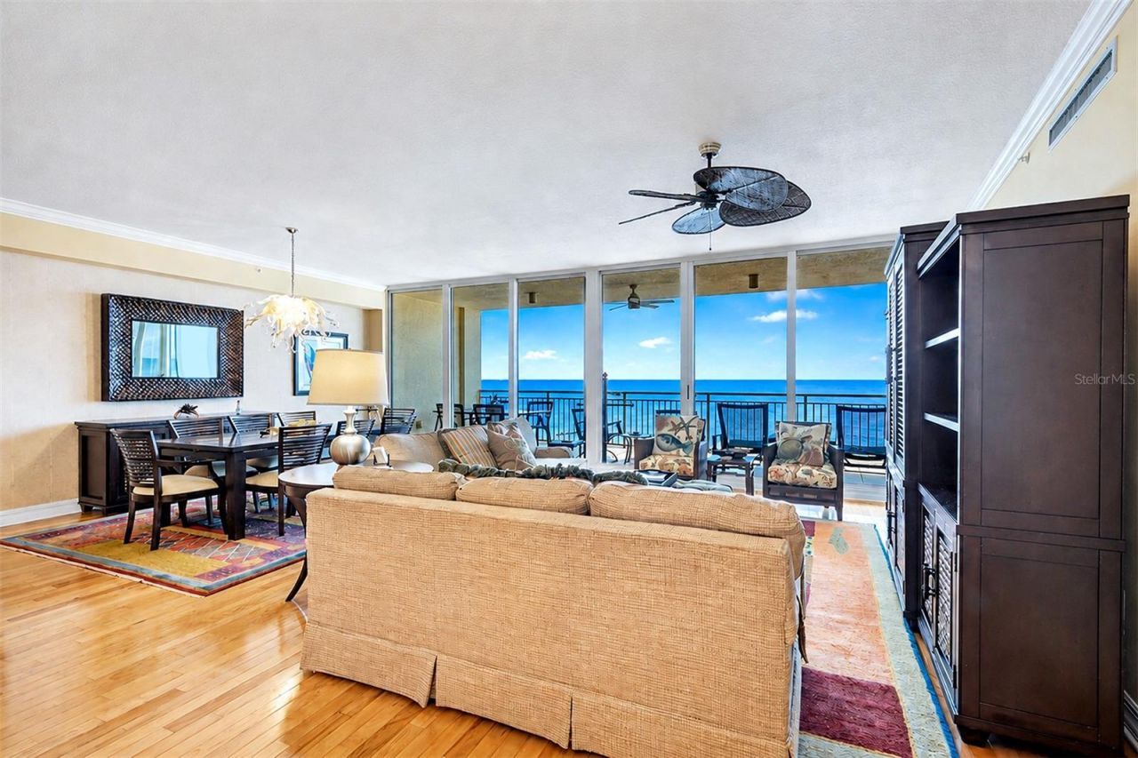 15208 Gulf Boulevard, Unit 404, Madeira Beach, FL 33708 Photo
