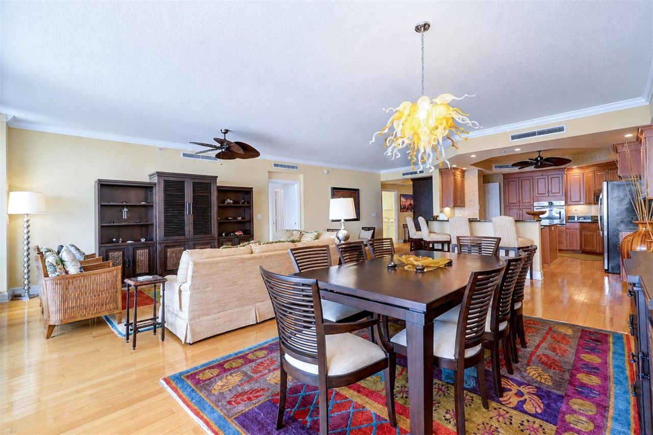 15208 Gulf Boulevard, Unit 404, Madeira Beach, FL 33708 Photo