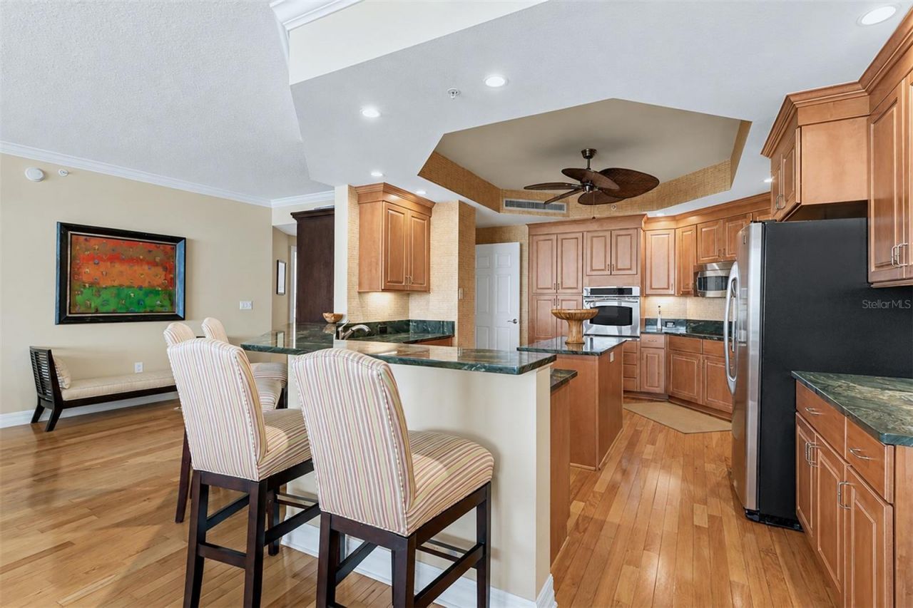 15208 Gulf Boulevard, Unit 404, Madeira Beach, FL 33708 Photo