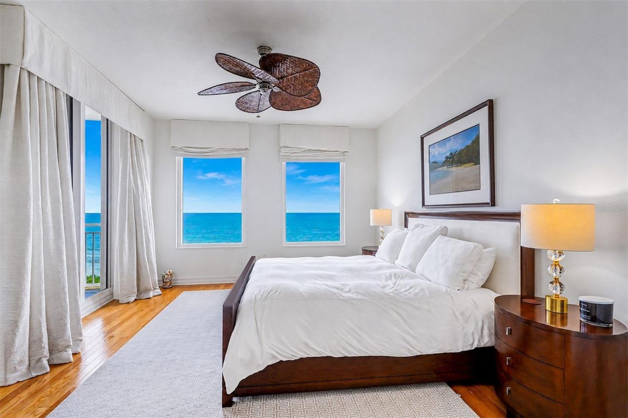 15208 Gulf Boulevard, Unit 404, Madeira Beach, FL 33708 Photo