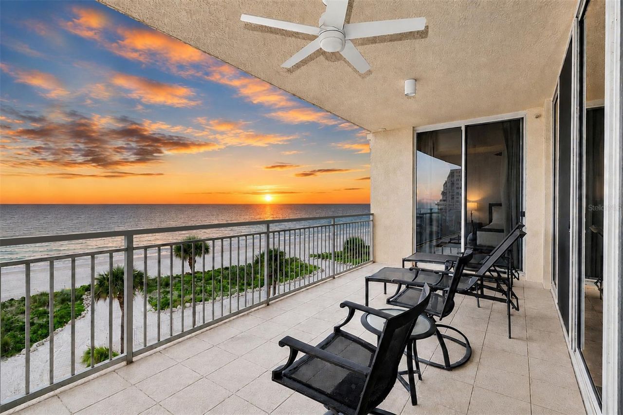 15208 Gulf Boulevard, Unit 404, Madeira Beach, FL 33708 Photo