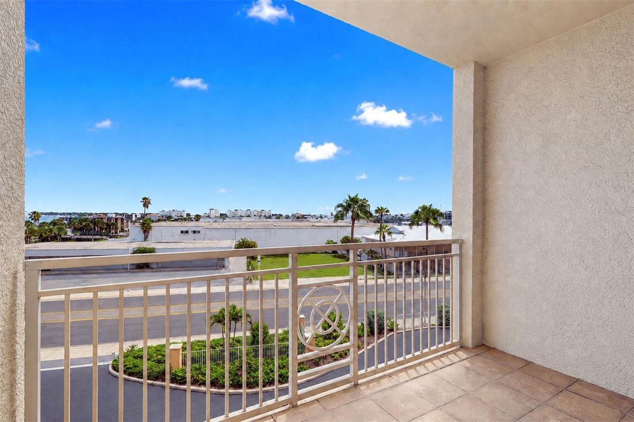 15208 Gulf Boulevard, Unit 404, Madeira Beach, FL 33708 Photo
